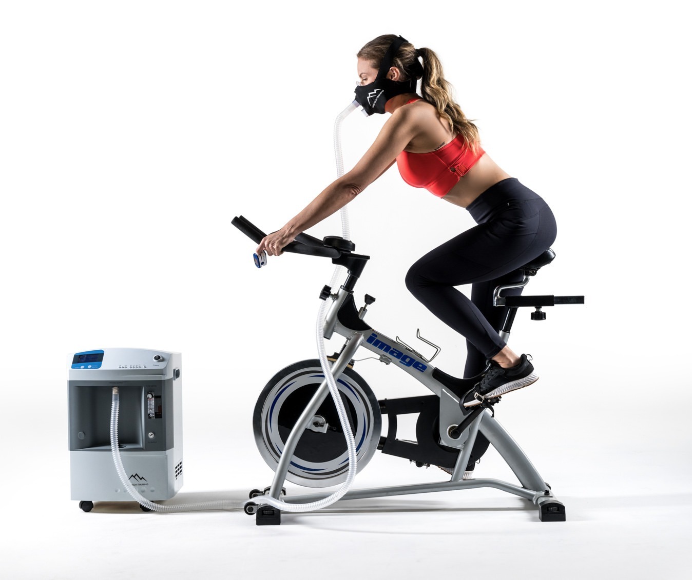 Hypoxic training with machine and mask